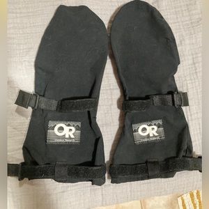Outdoor Research Shell Mittens - Medium